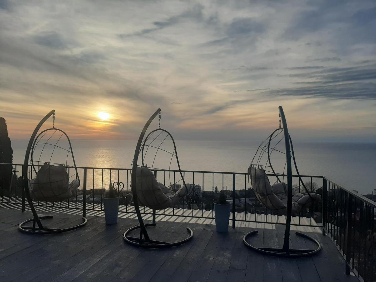 Vysota Hotel Gagra Esterno foto